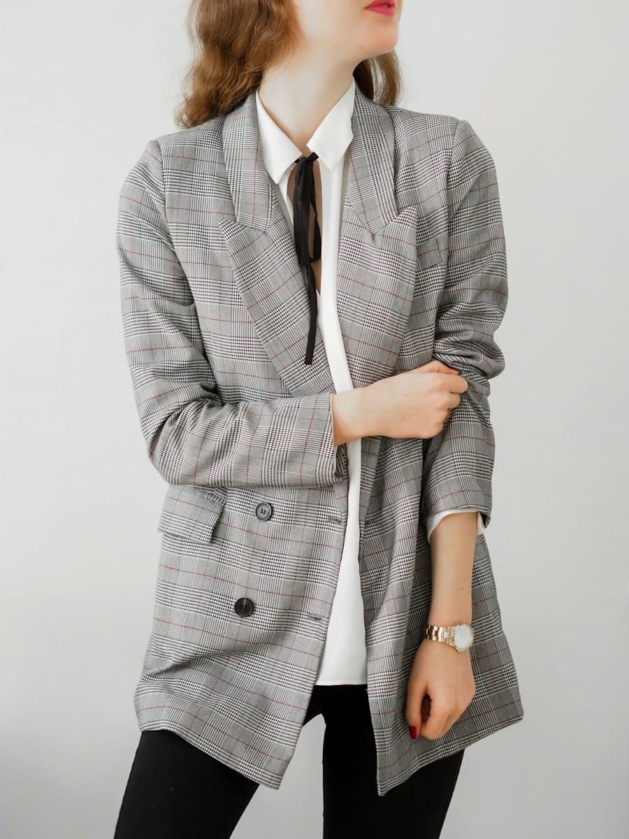 Tailored Check Blazer — Grey Check